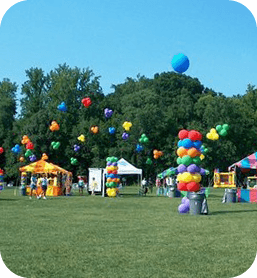 Balloon decorations on an outdoor event