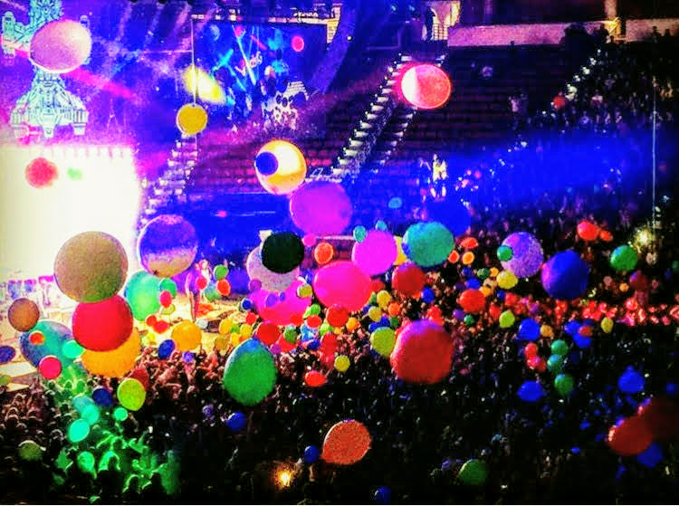 Balloon Drops and Confetti - Carolina Balloons and Confetti